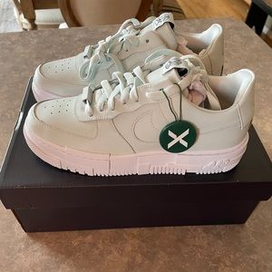 women’s nike air force pixel 1